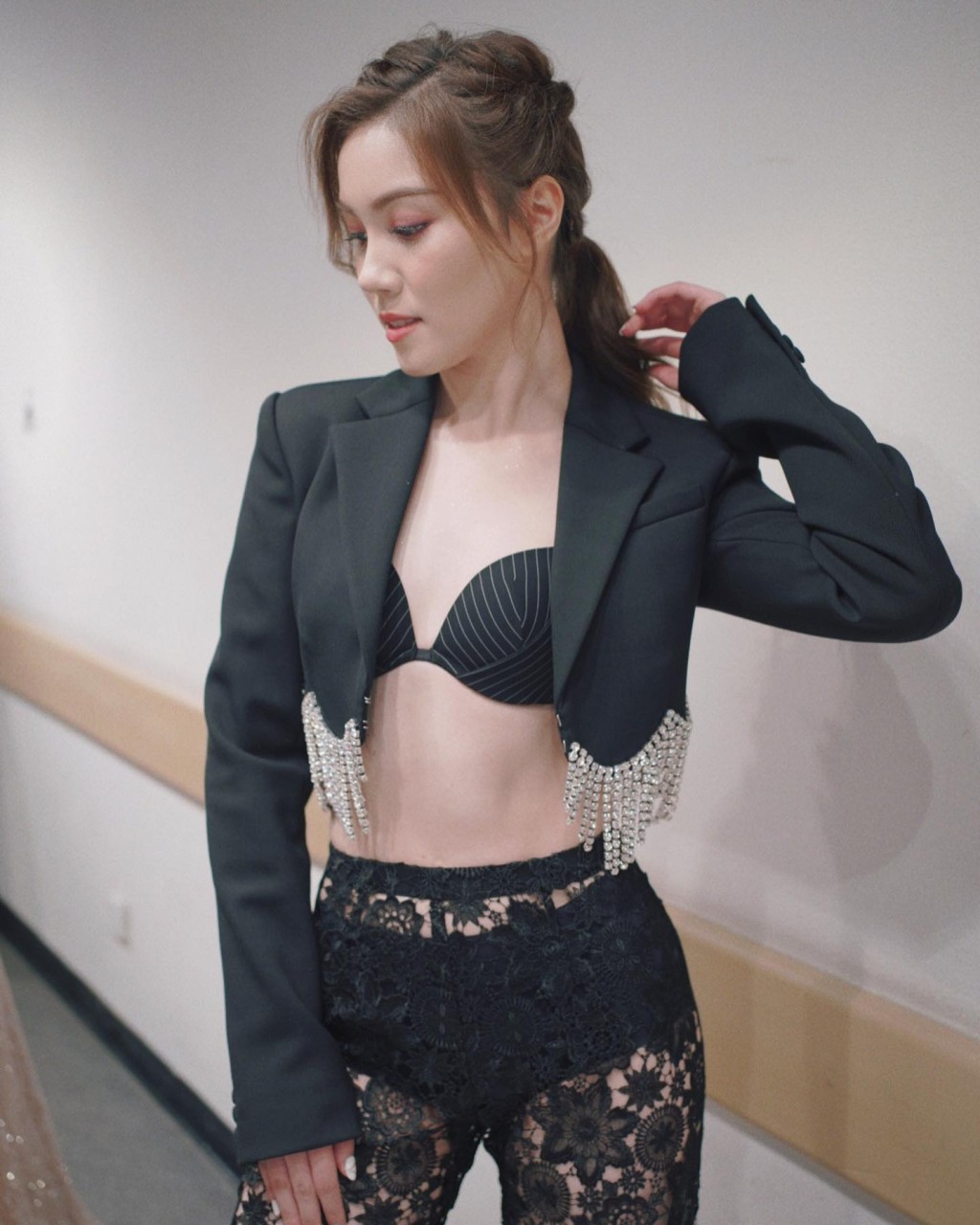 早前在《香港小姐競選》性感上陣。